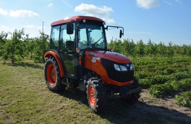 Wąski traktor Kubota M6040N