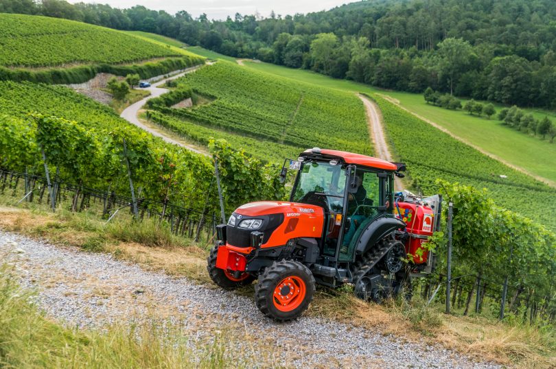 Kubota M5091 Narrow Power Crawler