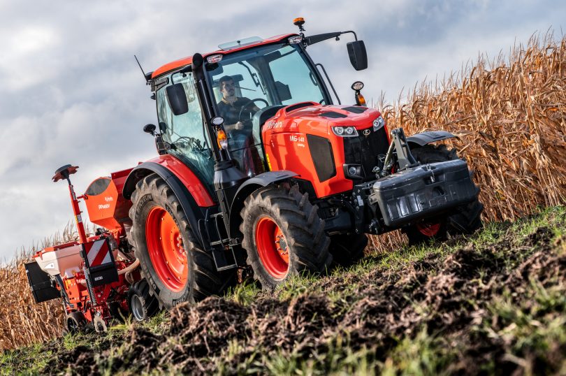 Kubota M6001 Utility